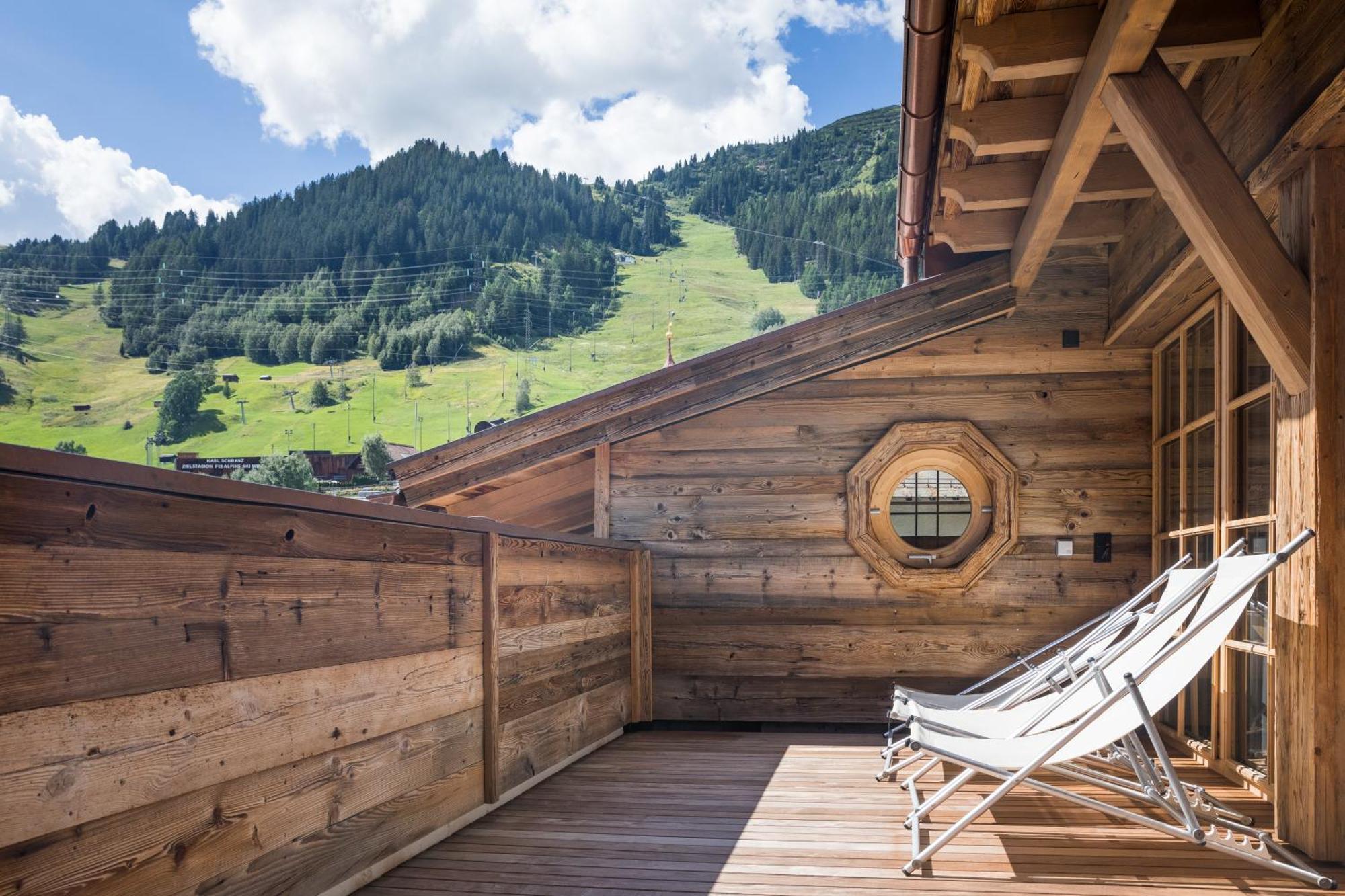 Raffl'S Tyrol Hotel Sankt Anton am Arlberg Exterior photo